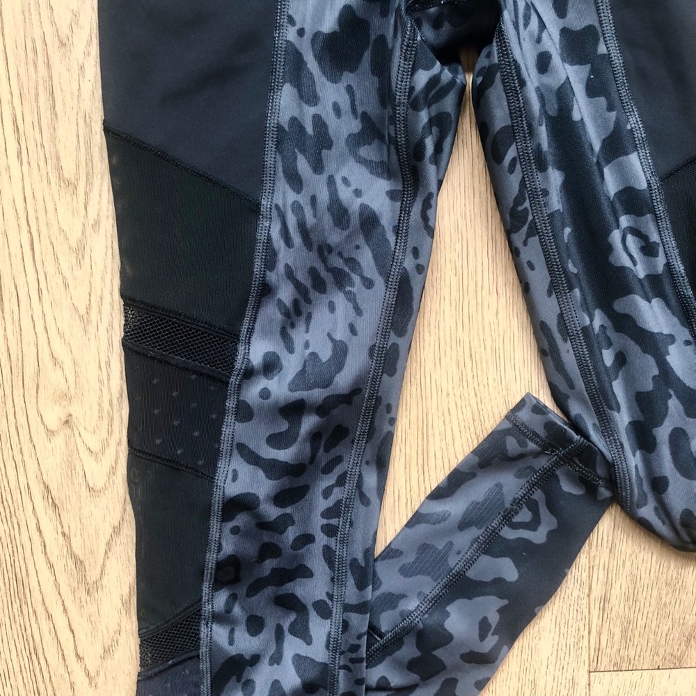 Lululemon Just Breathe Animal Leggings - Picture 2 of 4